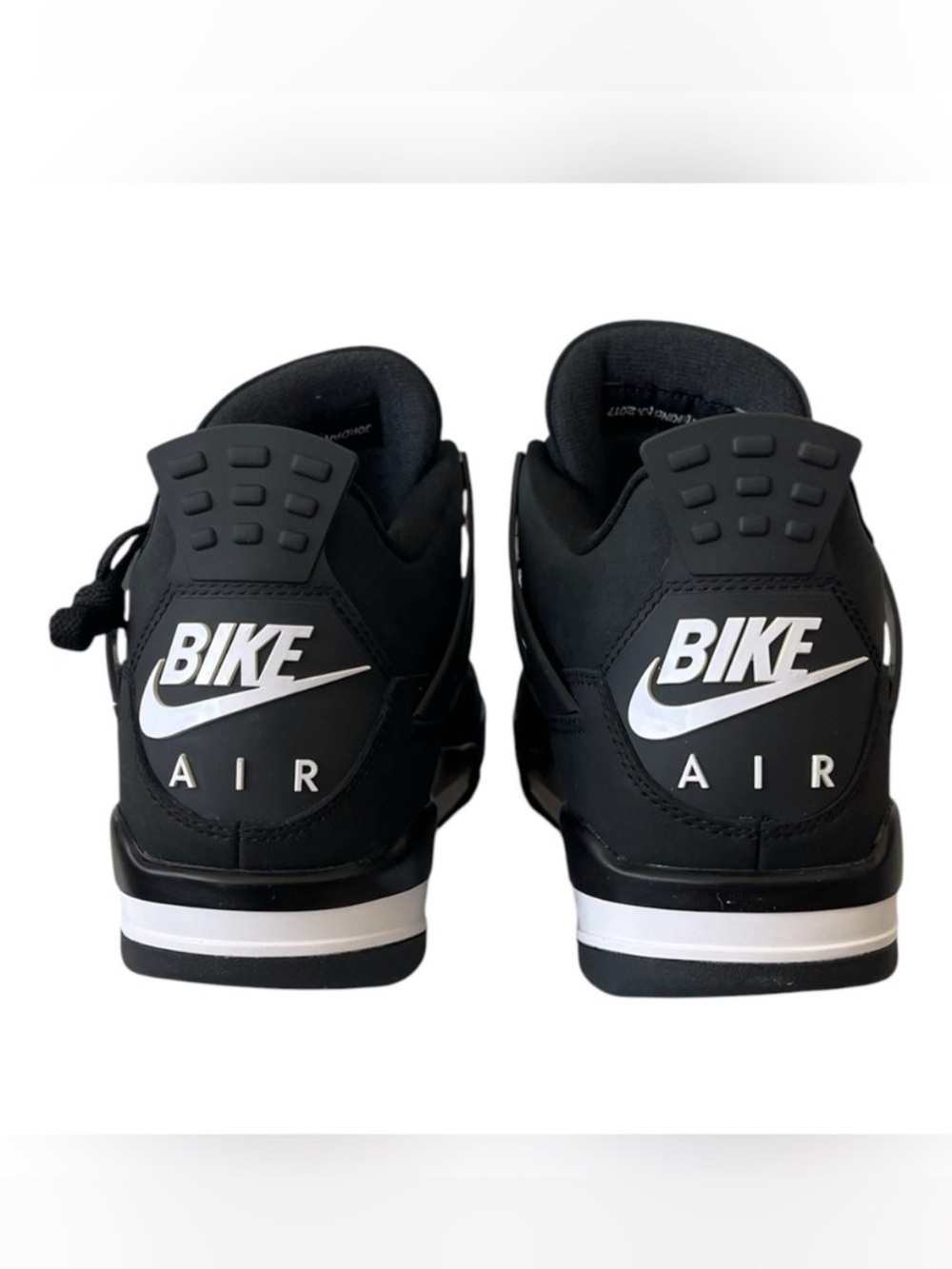 Air Jordan 4 Retro OG SP Men's Black /White Athletic Sneaker-Classic - Picture 6 of 7